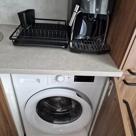 Miejski Z 2 Sypialniami ,garazem I Tarasem *