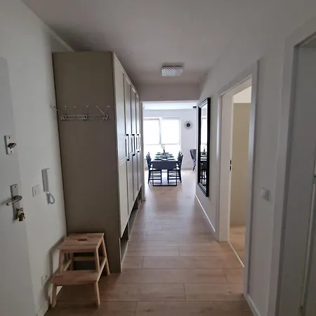 Miejski Z 2 Sypialniami ,garazem I Tarasem * Kołobrzeg