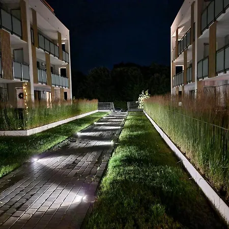 Lejlighed Miejski Z 2 Sypialniami ,garazem I Tarasem Kołobrzeg